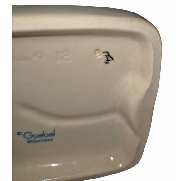 Vintage Ceramic Fireman Goebel Gnome Figurine Red Hat Holding Hose - Picture 10 of 11